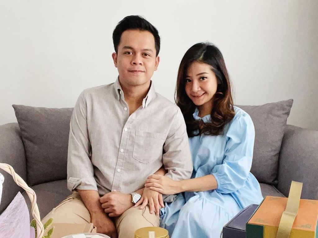 Cerita Haru Rio Alief Drummer NOAH Kenang 30 Menit Terakhir Bersama Istri Cerita Haru Rio Alief Drummer NOAH Kenang 30 Menit Terakhir Bersama Istri
