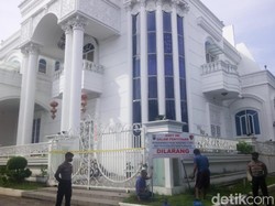 Polda Sumut Sita Rumah Mewah Apin BK di Kompleks Cemara Asri