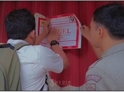 Satpol PP Kabupaten Bogor Segel Bangunan Kios Tak Berizin di Puncak