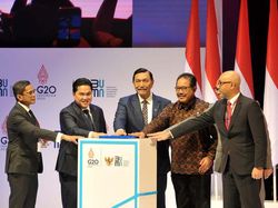 Siap Pimpin Transisi Energi, Dirut PLN Beberkan Strategi Kurangi Emisi