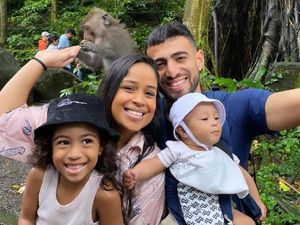 Libur Latihan, Striker PSM Everton Boyong Keluarga Liburan ke Bali