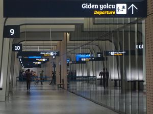 Penampakan Terminal Bawah Tanah Pelabuhan Galata yang Canggih