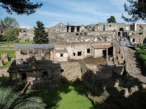 Kisah Kota Pompeii yang Lenyap oleh Abu Vulkanik dalam Sekejap