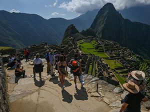 PHP Nunggu Helikoper, Ratusan Turis Terjebak di Machu Picchu PHP Nunggu Helikoper, Ratusan Turis Terjebak di Machu Picchu