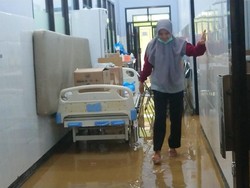 Alkes RSUD Soedomo Trenggalek Terendam Banjir, Kerugian Capai Ratusan Juta