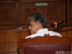 Pengacara Heran Hendra Kurniawan Tak Berdaya tapi Dibawa-bawa Ismail Bolong