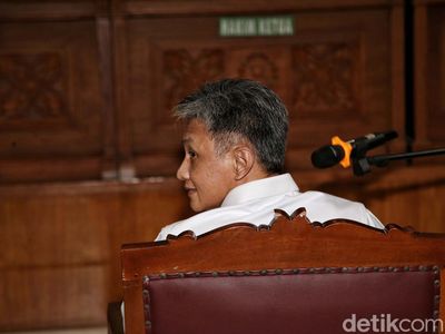Brigjen Hendra Kurniawan Cs Jalani Sidang Kasus Pembunuhan Brigadir J