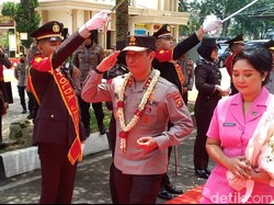 Kapolda Jambi Minta Anak Buah Tak Bergaya Hidup Hedon