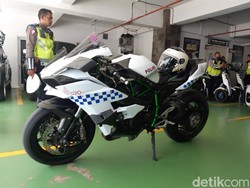 Wuih.. Ada Kawasaki Ninja H2 Pakai Livery Patwal, Bertugas Kawal G20?