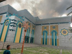 Kubah Jakarta Islamic Center dalam Proses Pengerjaan Sebelum Terbakar