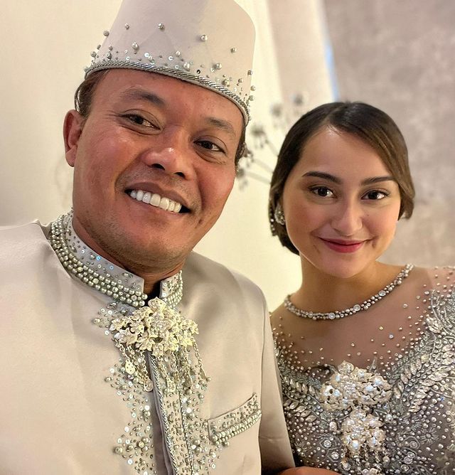 Memes Prameswari dan Sule