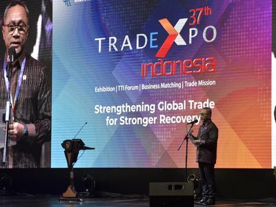 Momen Jokowi-Mendag Zulhas Buka Trade Expo Indonesia