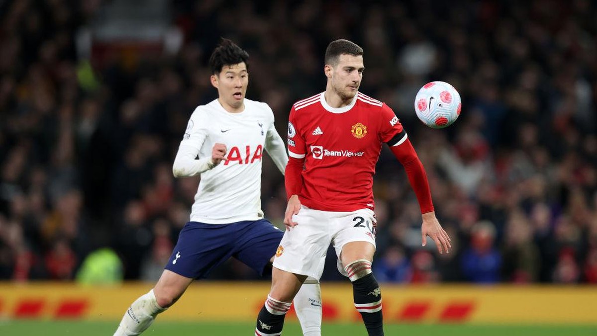 Jadwal Liga Inggris malam ini, ada duel Tottenham vs MU (Foto: Getty Images/Naomi Baker)