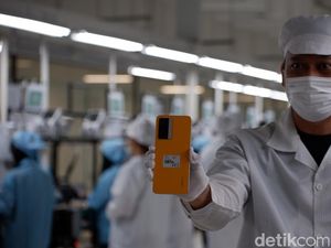Intip Proses Pembuatan Oppo A77s Made in Tangerang