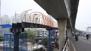 Progres Terkini Skywalk Penghubung Stasiun-Halte Kebayoran Lama
