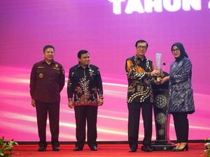 Yasonna Minta Instansi Pusat-Daerah Maksimalkan Publikasi Dokumen Hukum Yasonna Minta Instansi Pusat-Daerah Maksimalkan Publikasi Dokumen Hukum