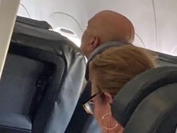 Fix Meleyot, Kisah Pilot Beri Kursi Bisnis Untuk Gadis Disabilitas