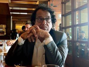 Arab Saudi Bebaskan Warga AS Dibui Gegara Cuitan Soal Khashoggi Arab Saudi Bebaskan Warga AS Dibui Gegara Cuitan Soal Khashoggi