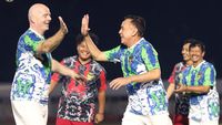 Fun Football Presiden FIFA-Iwan Bule di Tengah Duka Tragedi Kanjuruhan