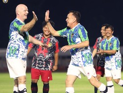 Aksi Amoral Fun Football FIFA-PSSI saat Tragedi Kanjuruhan Belum Diusut Tuntas