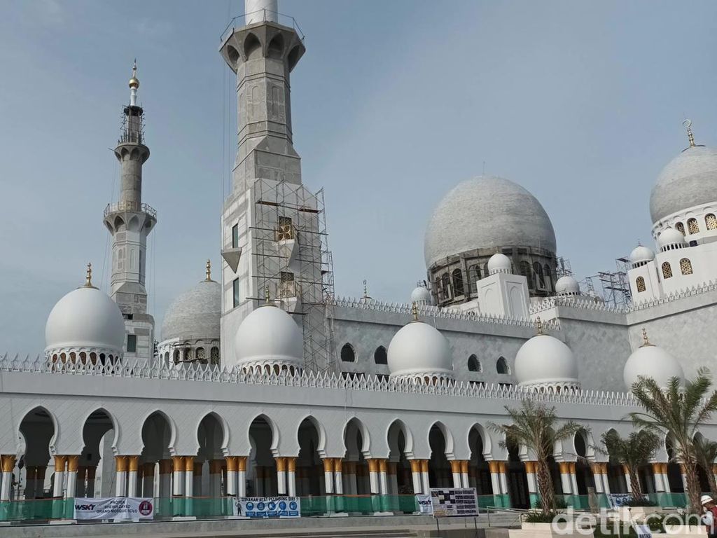 Masjid Hadiah dari Pangeran UEA Hampir Jadi, tapi... Ada Catatan