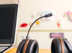 Telemarketing Adalah: Pengertian, Tugas, dan Jenjang Karier