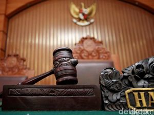 Tugas dan Wewenang Hakim: Pengertian dan Syarat-syaratnya