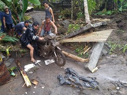 89 Titik Bencana di Karangasem, Kerugian Capai Rp 1,5 Miliar