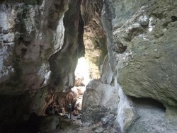 Goa Batu Cermin Labuan Bajo Kembali Dibuka Setelah Tutup 2,5 Tahun