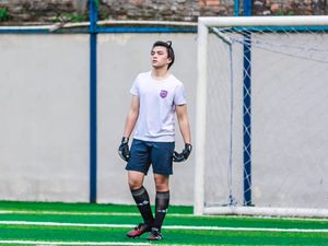 8 Foto Arka Anak Anjasmara yang Kini Sudah Lulus SMA, Makin Ganteng & Macho 8 Foto Arka Anak Anjasmara yang Kini Sudah Lulus SMA, Makin Ganteng & Macho