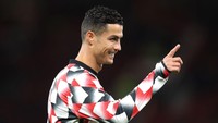 Tawaran Fantastis Klub Arab Saudi buat Ronaldo: Kontrak Rp 3,5 T