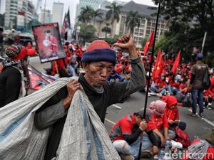 Tiba-tiba Terbit, Perppu Ciptaker Tuai Kritikan Hingga Penolakan