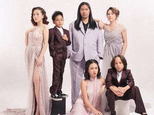 Adhisty Zara Pemotretan Bareng Keluarga, Kecantikan Sang Ibu Bikin Salfok Adhisty Zara Pemotretan Bareng Keluarga, Kecantikan Sang Ibu Bikin Salfok
