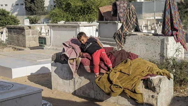 Miris! Banyak Tunawisma Palestina Tinggal di Kuburan
