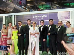 Perfect Strangers: Pertemuan Kembali 7 Sahabat yang Mengaduk Emosi