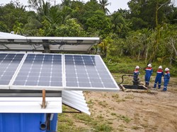 Menteri ESDM Ungkap Alasan Aturan PLTS Atap Direvisi