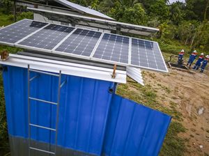 Pertamina Pakai PLTS buat Pompa Sedot Minyak