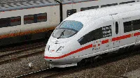 Potret Kereta Cepat Jakarta Bandung Vs Kereta-kereta Tercepat di Dunia