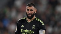 Madrid unggul 1-0 di babak pertama berkat gol Fede Valverde pada menit ke-11. Pada babak pertama Los Blancos sebenarnya sempat mencetak dua gol lagi dari Karim Benzema dan David Alaba. Namun, gol ini dianulir akibat offside.