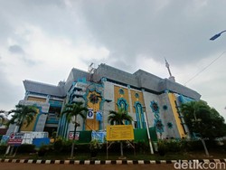 Sejarah Masjid Islamic Center Jakarta yang Kubahnya Terbakar