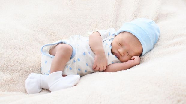 Seperti Apa Perkembangan Bayi 1 Bulan? Simak 5 Cara Menstimulasinya Bun