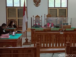 Bunuh Penjaga Gudang-Gasak Tembaga 48 Kg, 2 Pemuda di Medan Diadili