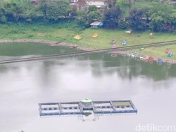 Air Telaga Wahyu Magetan Dipercaya Patahkan Mitos Putus Cinta