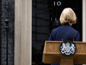 Saat Rencana Big-Bang Ekonomi-Kekacauan Politik Lengserkan Liz Truss Saat Rencana Big-Bang Ekonomi-Kekacauan Politik Lengserkan Liz Truss