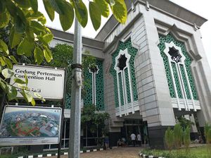 Pihak JIC Gandeng Baznas Siapkan Karpet-Tempat Wudu untuk Jumatan di Hall Pihak JIC Gandeng Baznas Siapkan Karpet-Tempat Wudu untuk Jumatan di Hall