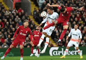 Foto: Tandukan Tiga Angka Darwin Nunez Vs West Ham