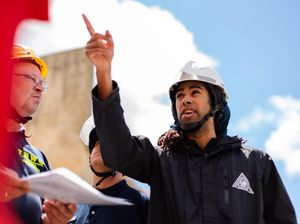 Foreman Adalah: Tugas, Tanggung Jawab, dan Perbedaannya