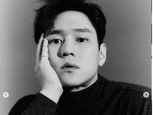 Video: Rumor Kencan Aktor Go Kyung Pyo Video: Rumor Kencan Aktor Go Kyung Pyo