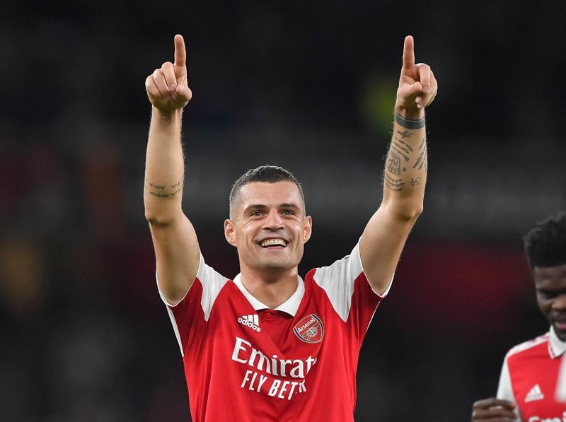 LONDON, ENGLAND - OCTOBER 20: Granit Xhaka of Arsenal celebrates after scoring his team's first goal during the UEFA Europa League group A match between Arsenal FC and PSV Eindhoven at Emirates Stadium on October 20, 2022 in London, United Kingdom. (Photo by Vincent Mignott/DeFodi Images via Getty Images)