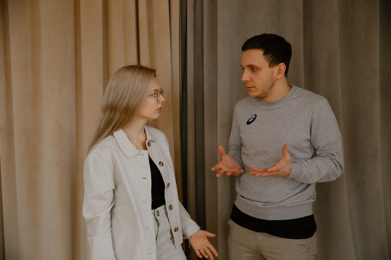 Perdebatan akan selalu muncul saat salah satu mulai merasa dirugikan/Foto: pexels.com/polina-zimmerman